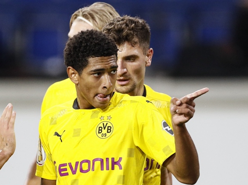 他在边路锐 他在边路锐