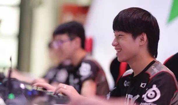 力和比赛经 力和比赛经