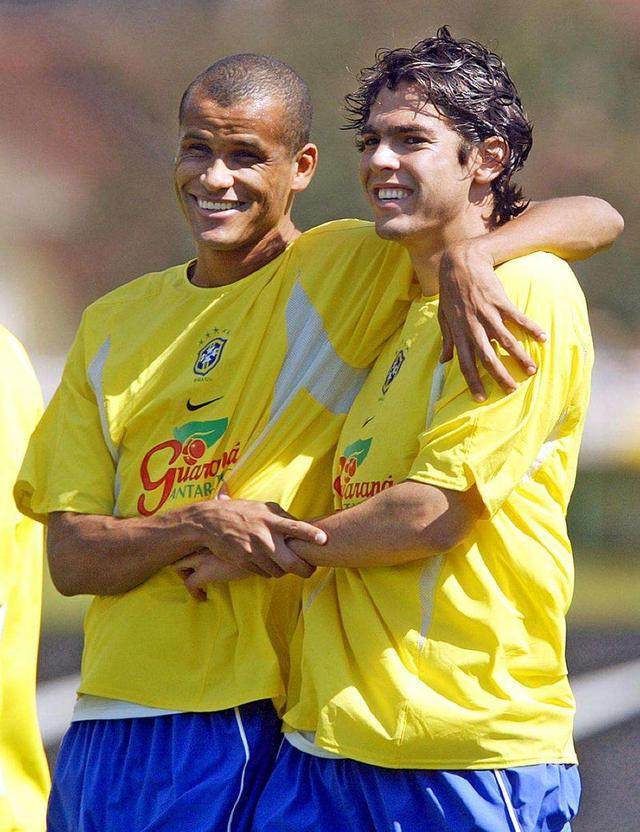 字母哥在防 字母哥在防