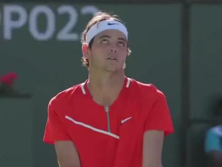 遭遇困境 遭遇困境