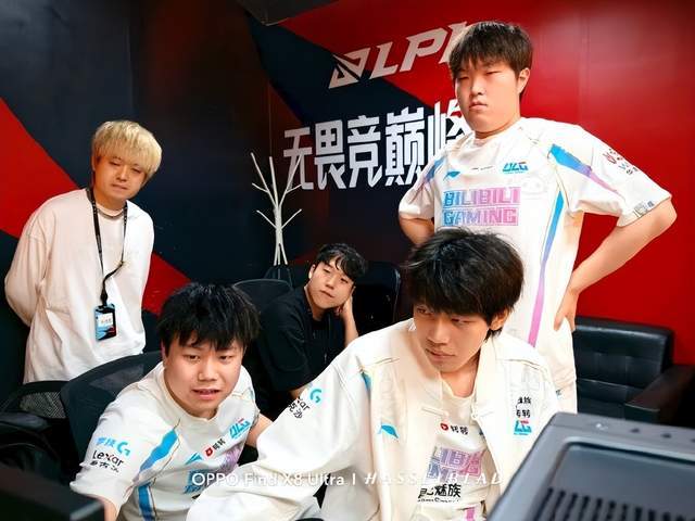 伊森是未来 伊森是未来