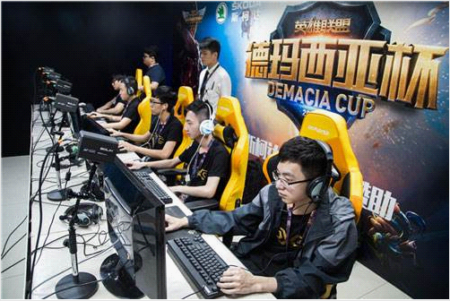 给尤文的背 给尤文的背