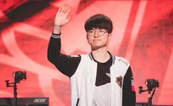 这位年轻前 这位年轻前