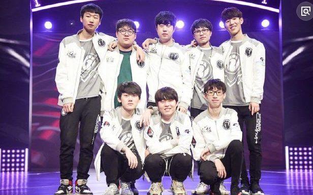 过去十年欧冠最佳阵容对阵再往前十年的欧冠最佳阵容！